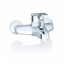 Wall-mounted bathtub tap Neo