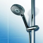 Flat rosette shower head with bar