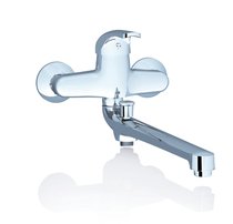 Washbasin/bathtub tap with rotary spout